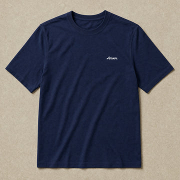 Rufus Packshot 2026 · Le Basique · Brodé « Amour. » · Bleu marine