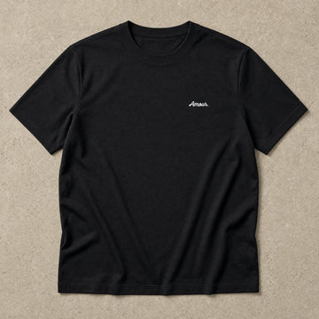 Rufus Packshot 2026 · Le Basique · Brodé « Amour. » · Noir