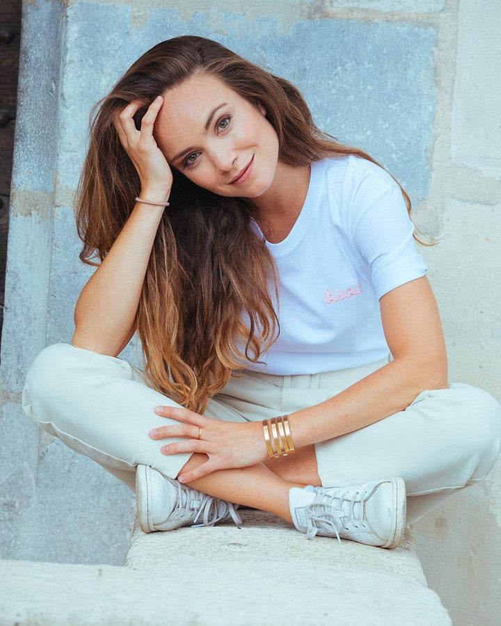 T-Shirt Blanc Bisou Brodé Rose