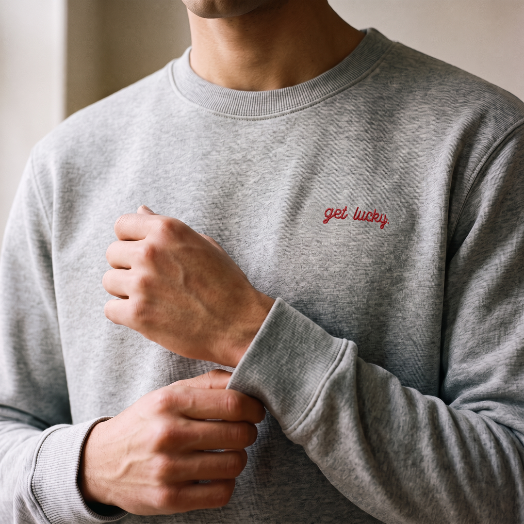 Le Classique · Brodé « Get lucky. »