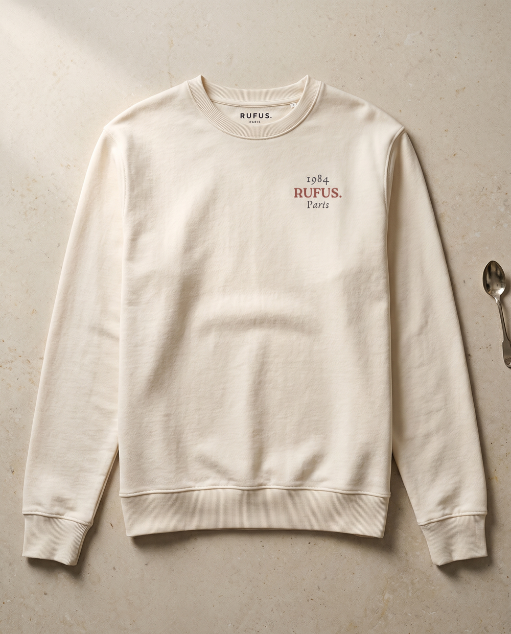 Paris 1984 · La Parisienne · Le Sweat · packshot éditorial · devant