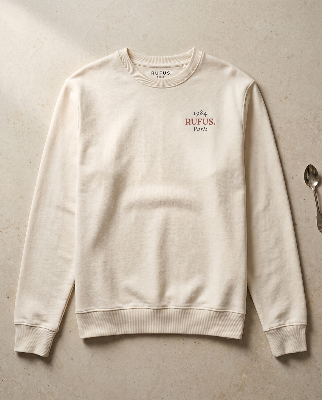 Paris 1984 · La Parisienne · Le Sweat · packshot éditorial · devant