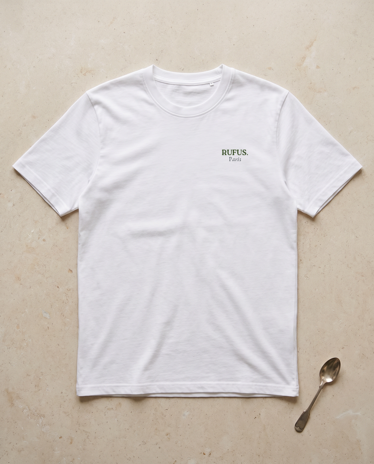Paris 1984 · Club Paris · Le T-Shirt · packshot éditorial · devant