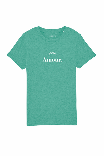T-shirt enfant vert Le Petit Basique, « petit Amour. » brodé sur le coeur